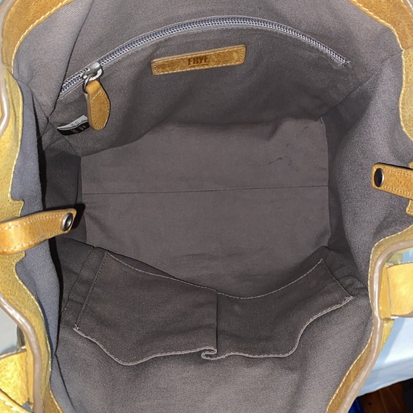 Frye Reed Medium Leather Hobo In Sunflower - Picture 16 of 17